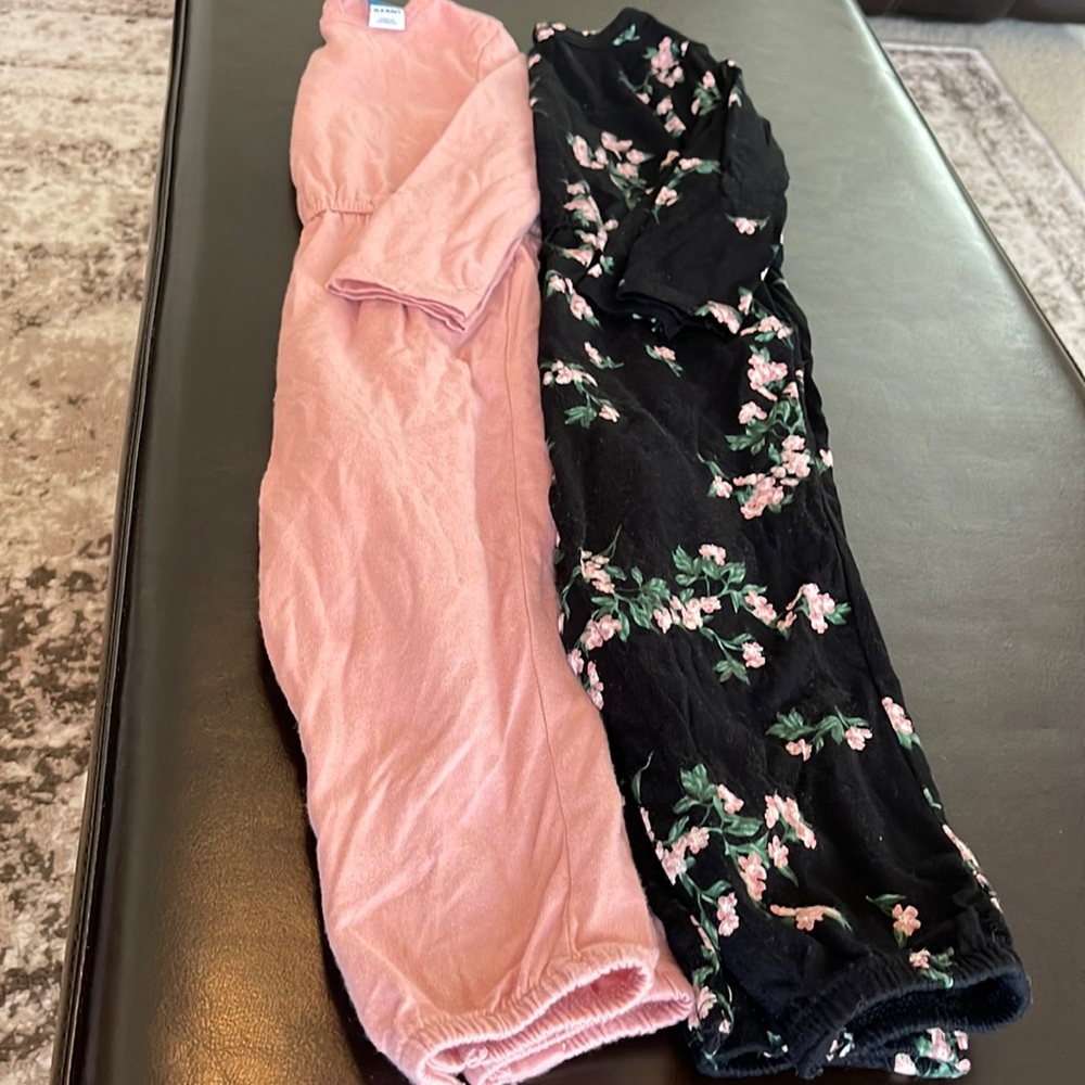 2 toddler size 2T jumpers